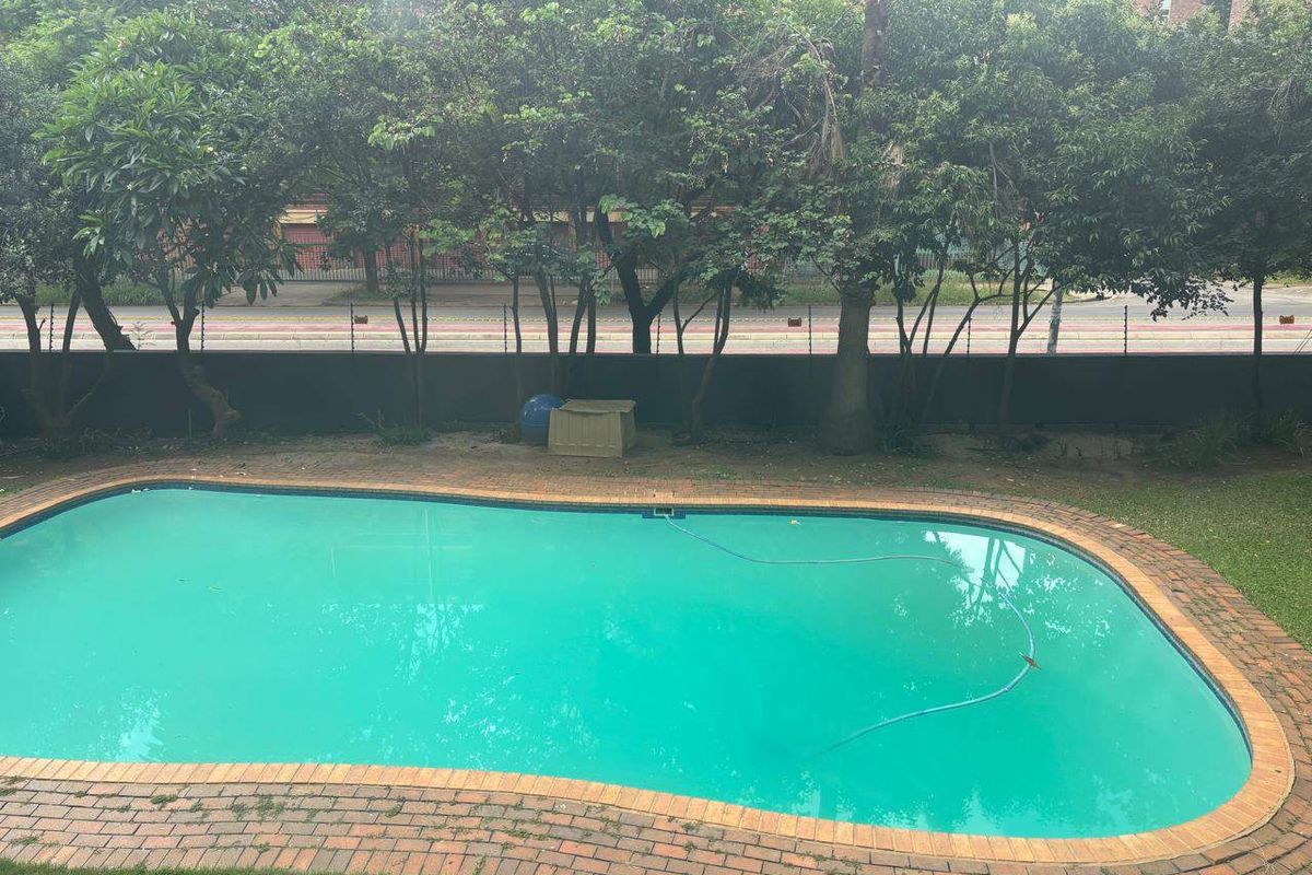 Apartment For Sale In Pretoria - Photo 2