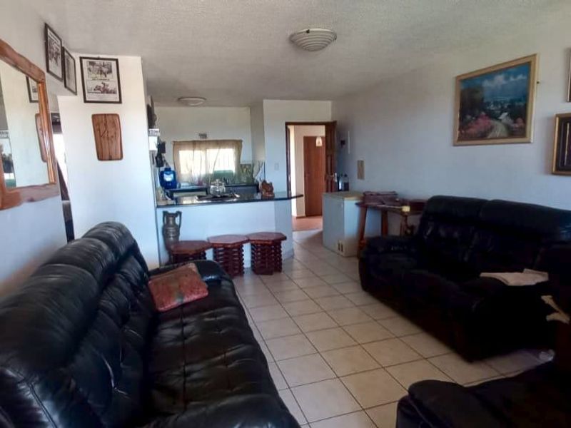 Apartment For Sale In Margate - Photo 7