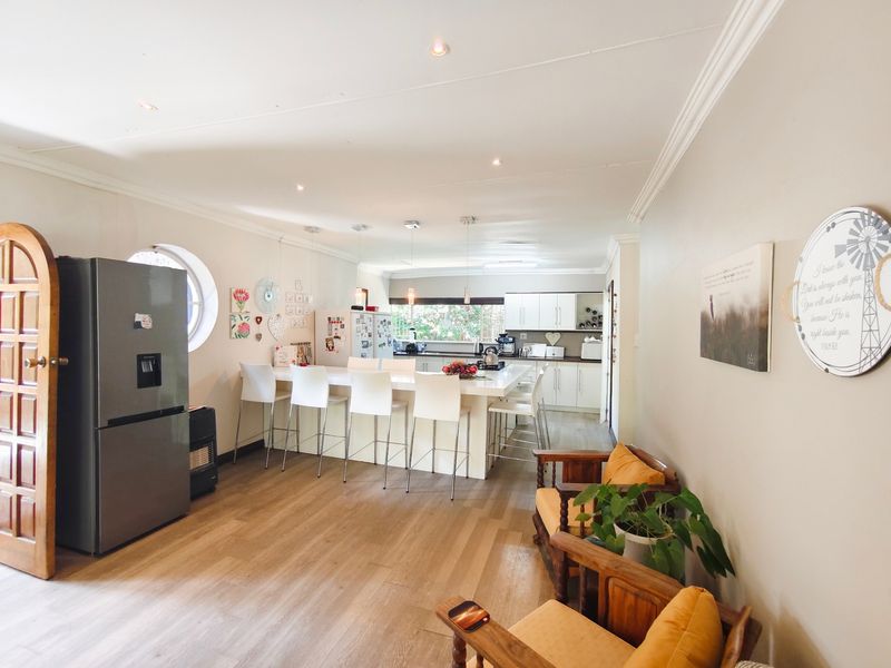 House For Sale In Bloemfontein - Photo 4