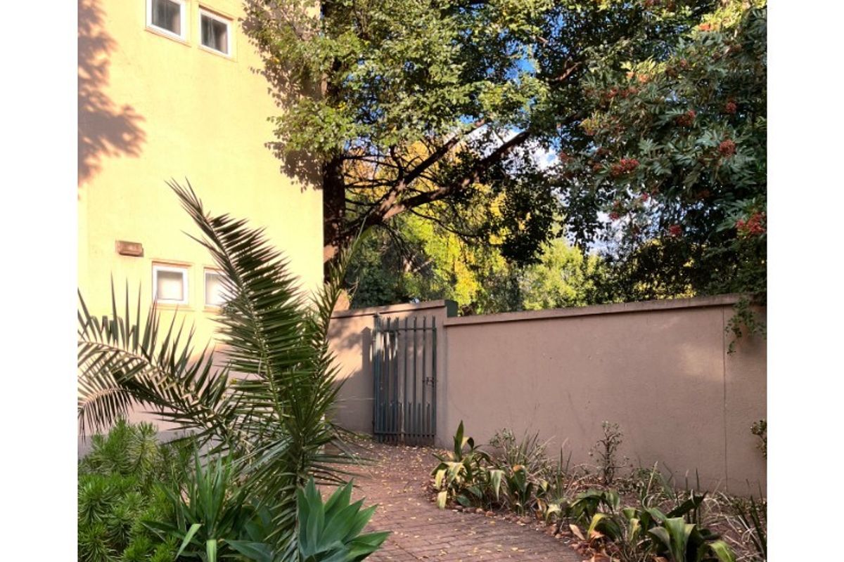 Apartment Rental Monthly In Centurion - Photo 2