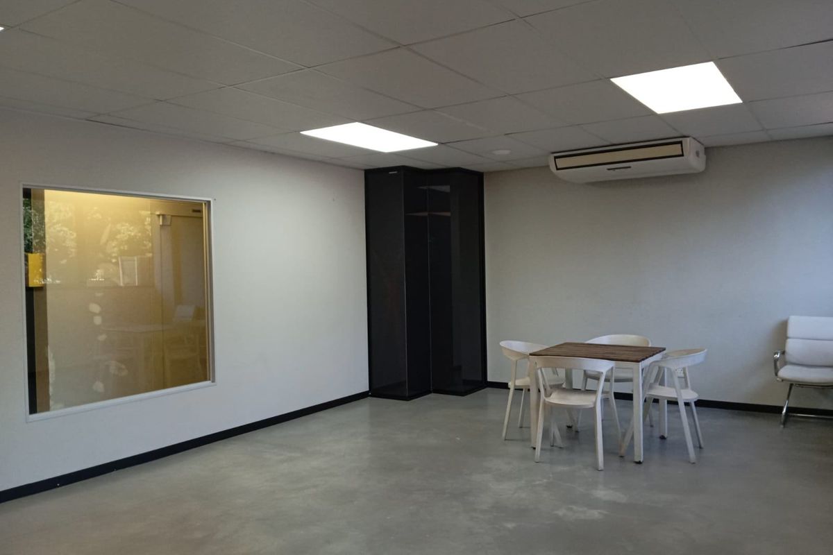 Commercial Rental Monthly In Randburg - Photo 5