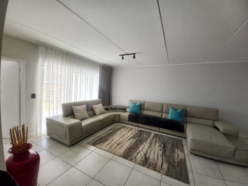 Apartment For Sale In Pretoria - Photo 6