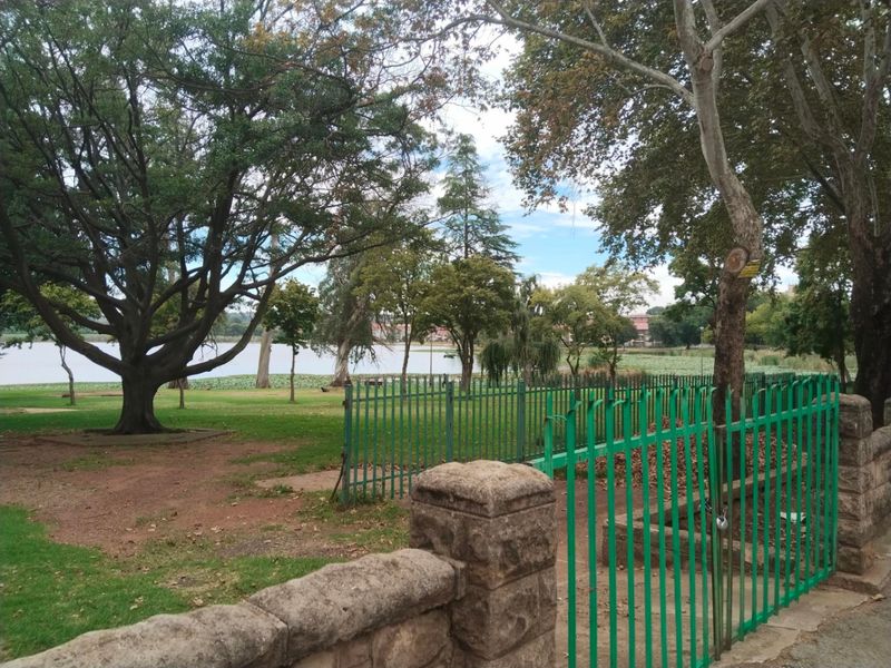 Apartment Rental Monthly In Roodepoort - Photo 9