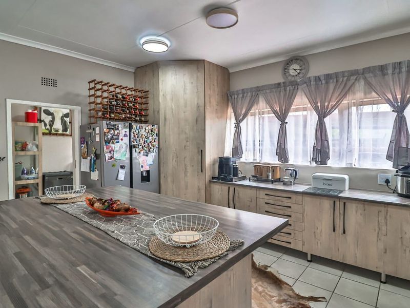 House For Sale In Alberton - Photo 4