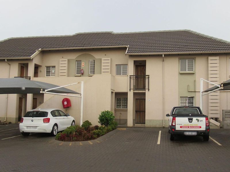 Apartment For Sale In Boksburg - Photo 2