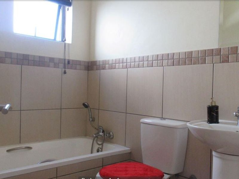 Apartment For Sale In Midrand - Photo 8