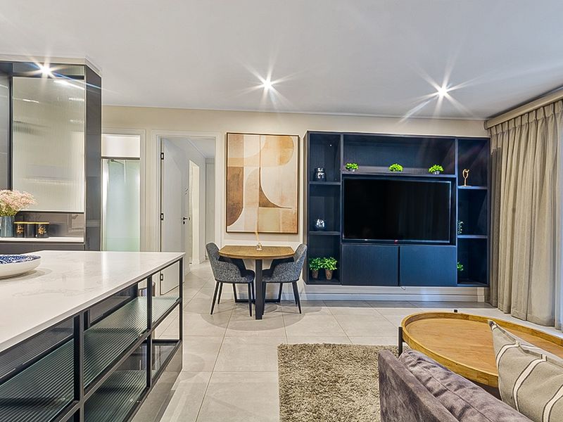 Apartment Rental Monthly In Sandton - Photo 4