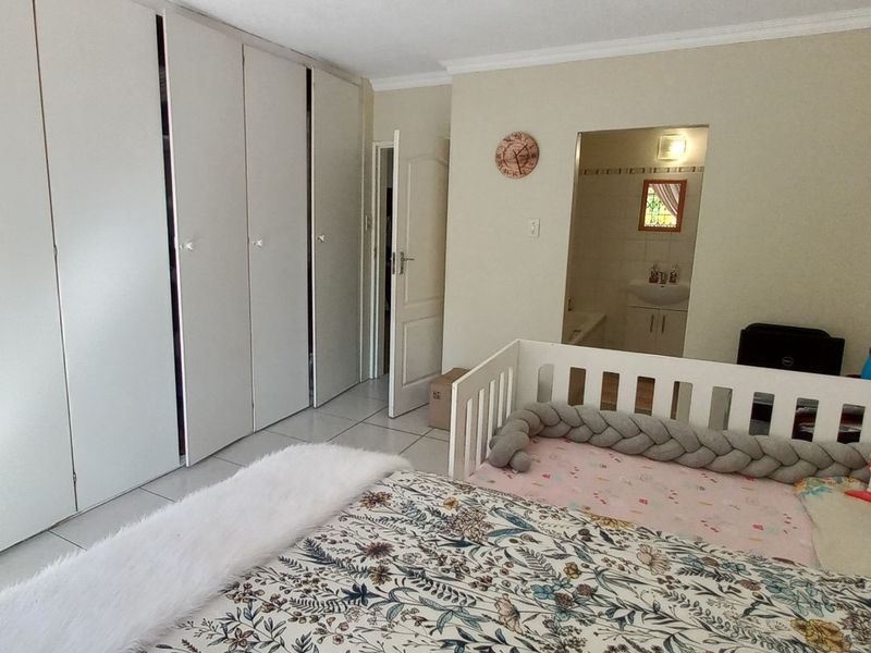 Apartment For Sale In Pretoria - Photo 7