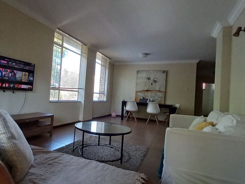 Apartment For Sale In Pretoria - Photo 5