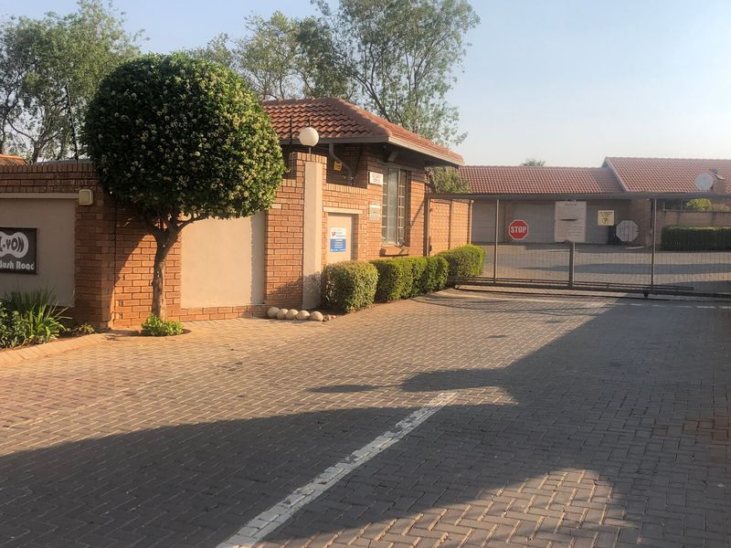 House For Sale In Pretoria - Photo 1