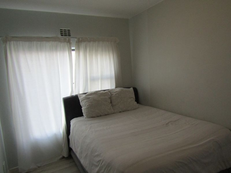 Townhouse For Sale In Randburg - Photo 10