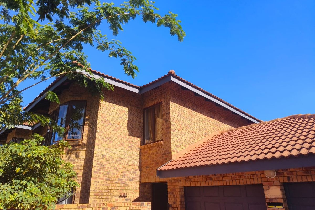 House For Sale In Pretoria - Photo 2