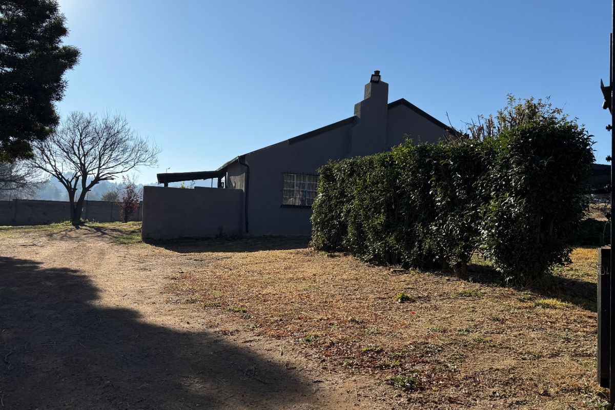 House Pending Sale In Walkerville - Photo 3
