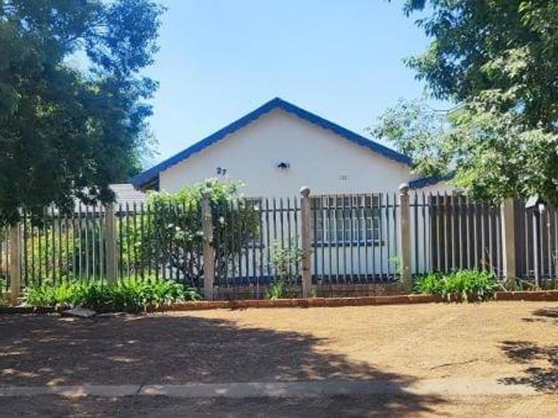 House For Sale In Vanderbijlpark - Photo 5
