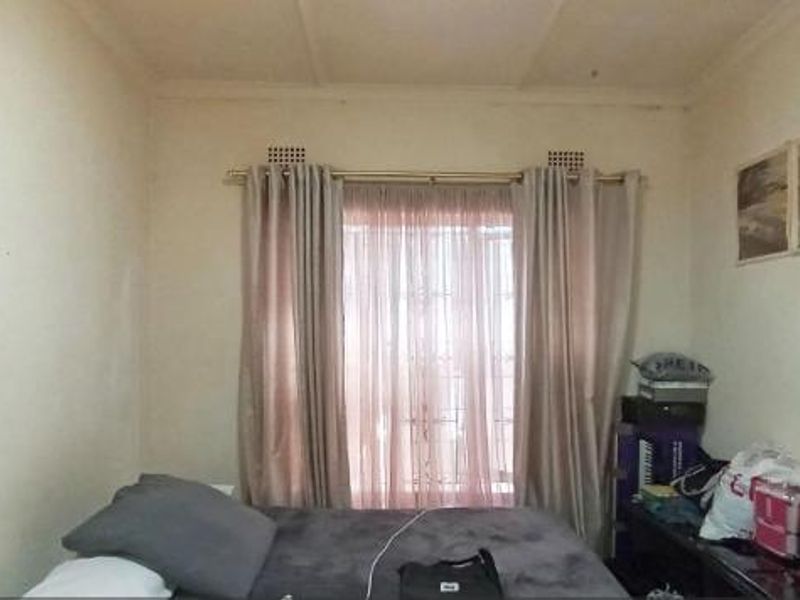 Townhouse For Sale In Durban - Photo 10
