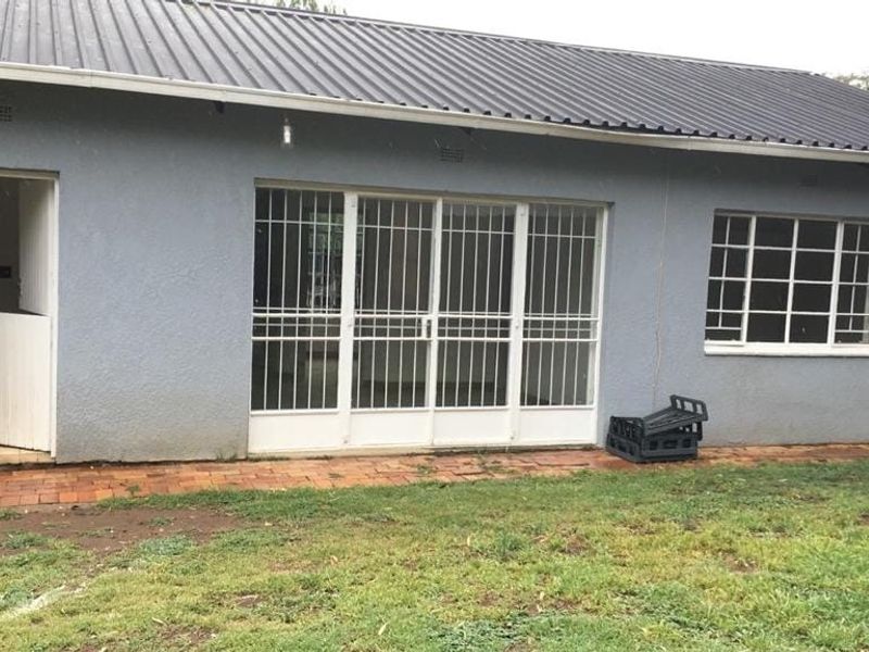 House For Sale In Walkerville - Photo 2