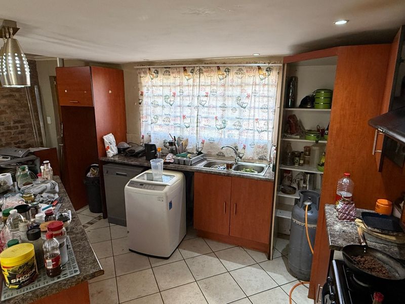 House For Sale In Walkerville - Photo 10