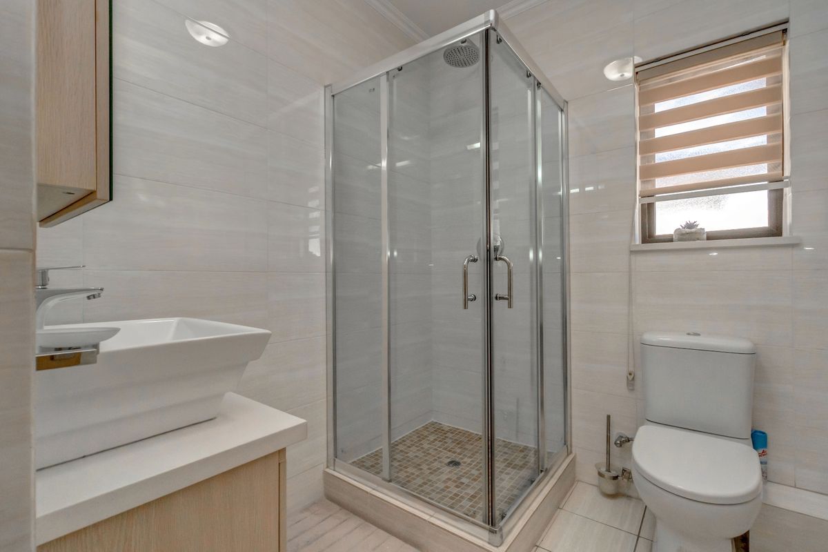 Apartment Rental Monthly In Sandton - Photo 5