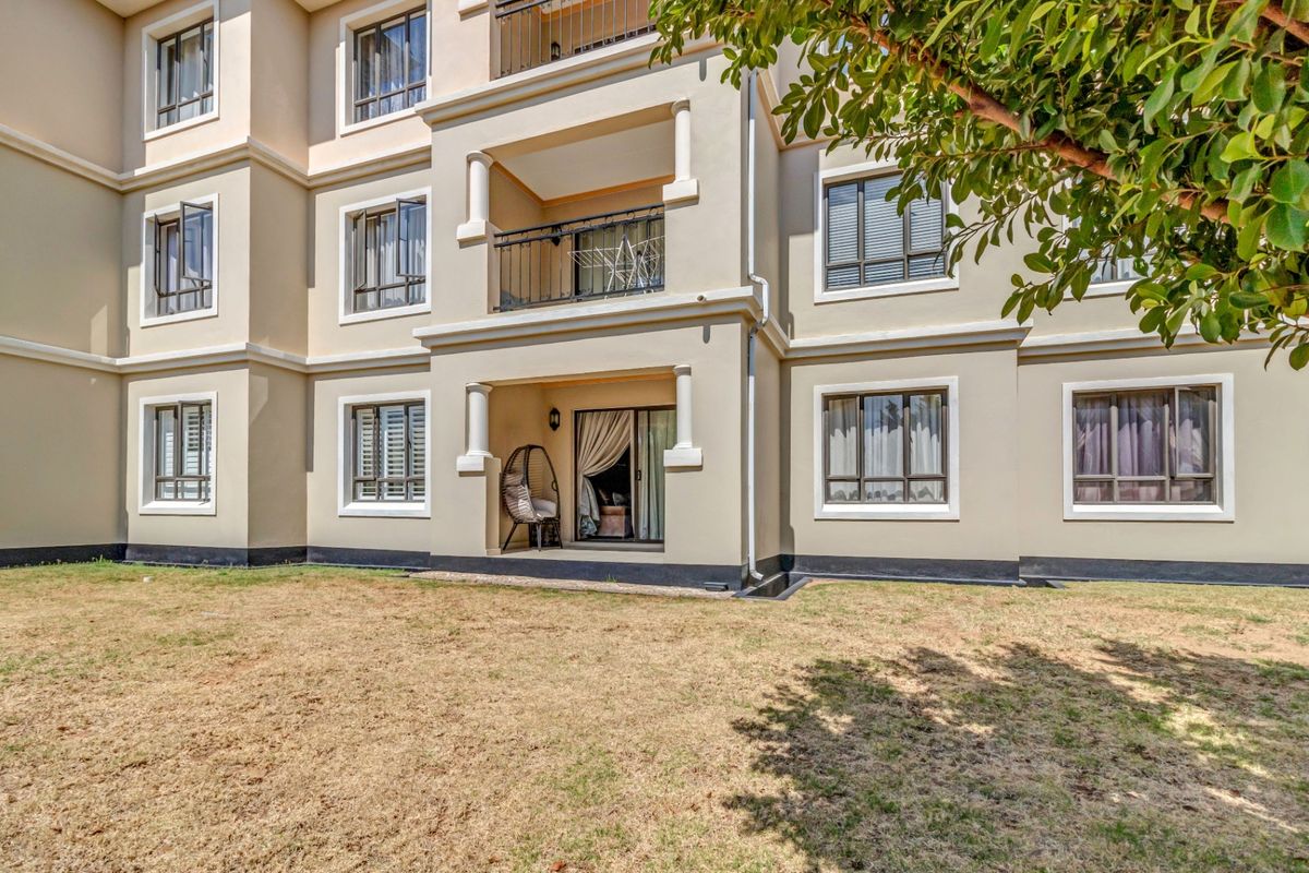 Apartment Rental Monthly In Sandton - Photo 2