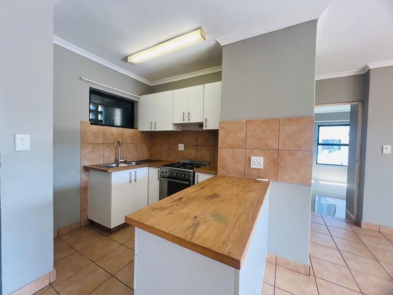 Apartment Rental Monthly In Durban - Photo 2