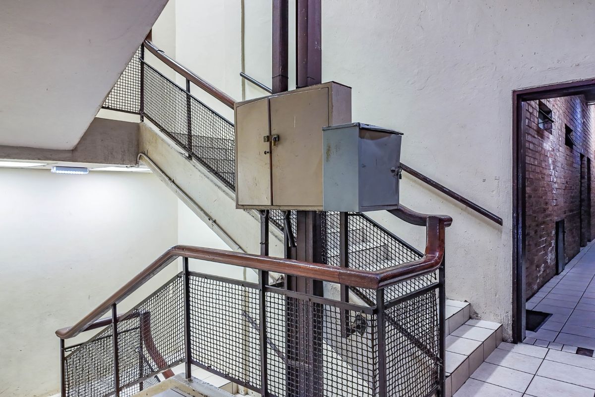 Apartment For Sale In Johannesburg - Photo 3