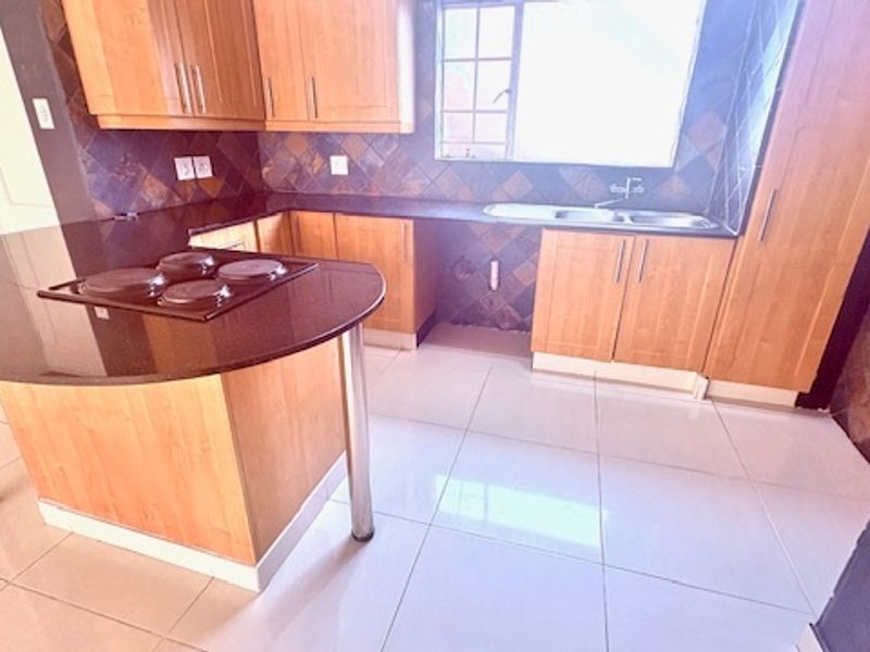 Apartment For Sale In Midrand - Photo 6