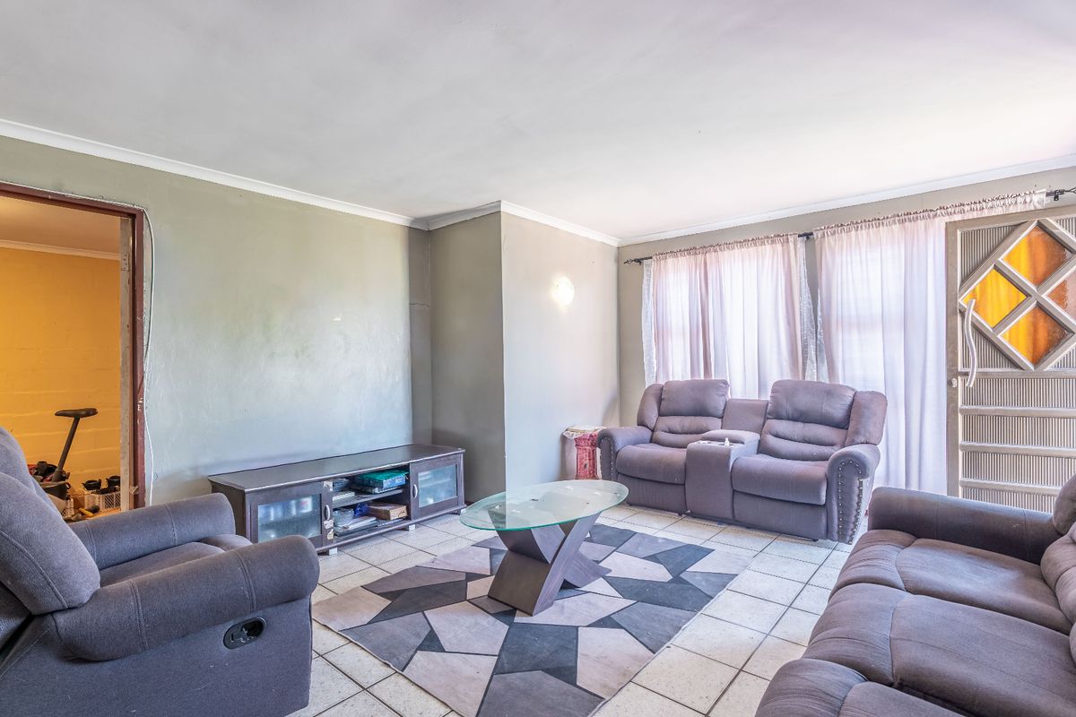 House For Sale In Blue Downs - Photo 4