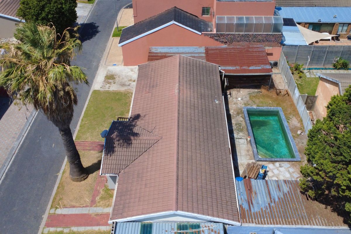 House For Sale In Blue Downs - Photo 3