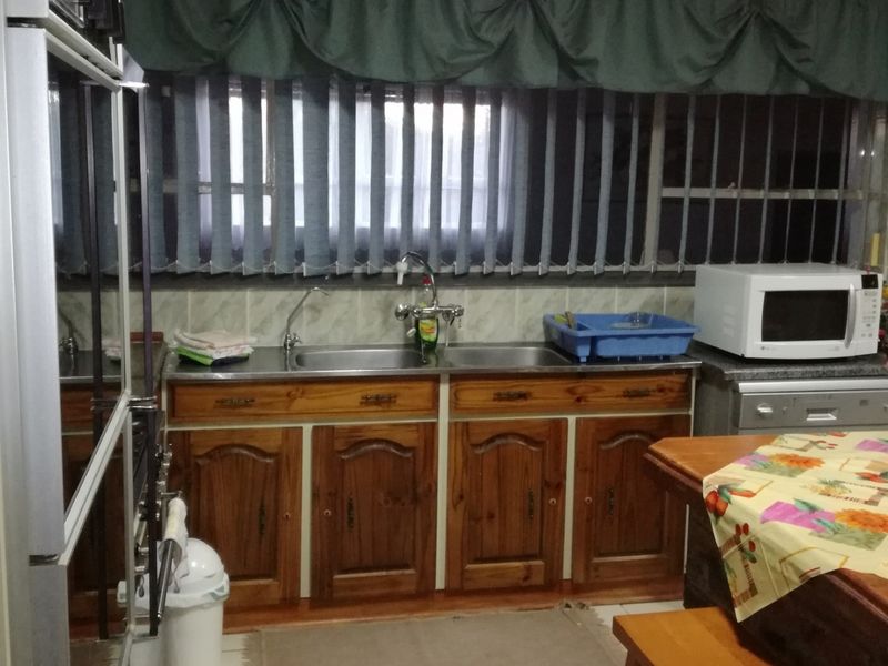 House For Sale In Standerton - Photo 4