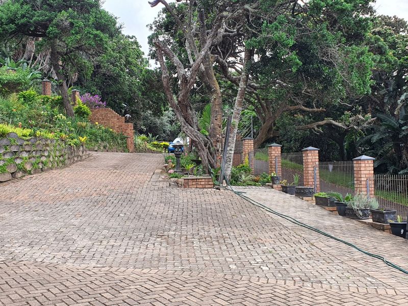 House For Sale In Trafalgar - Photo 2