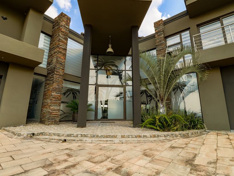 House For Sale In Centurion - Photo 3