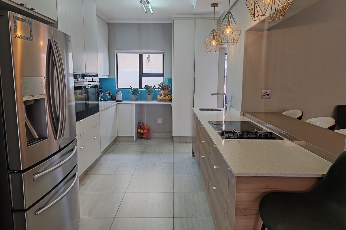 House Rental Monthly In Edenvale - Photo 2