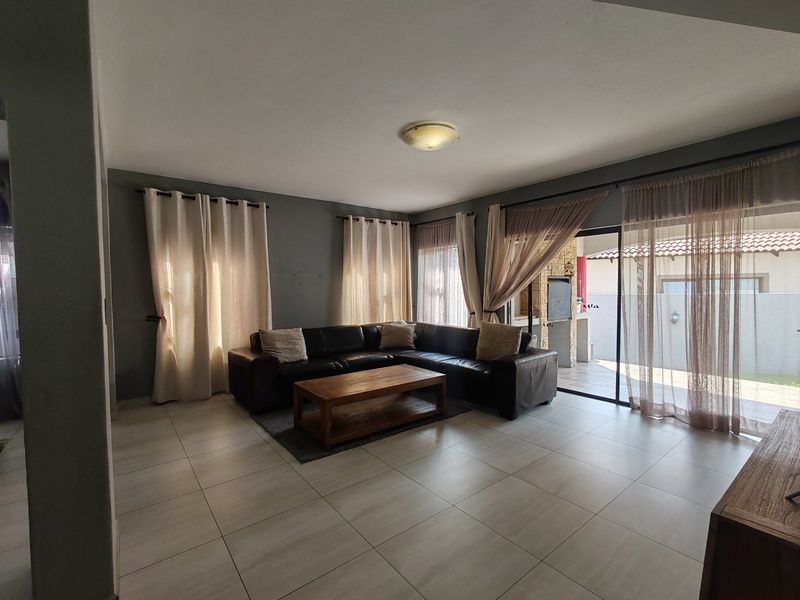 House Rental Monthly In Edenvale - Photo 6