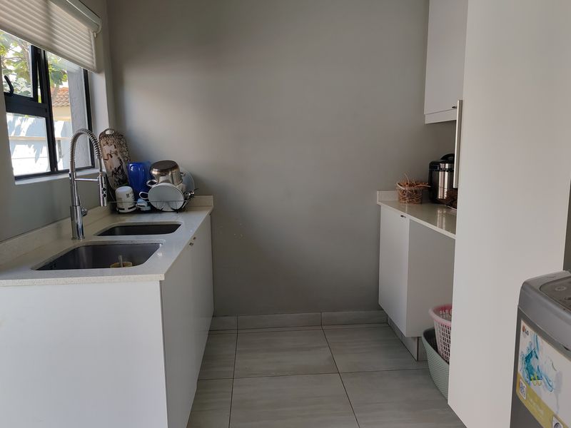 House Rental Monthly In Edenvale - Photo 9