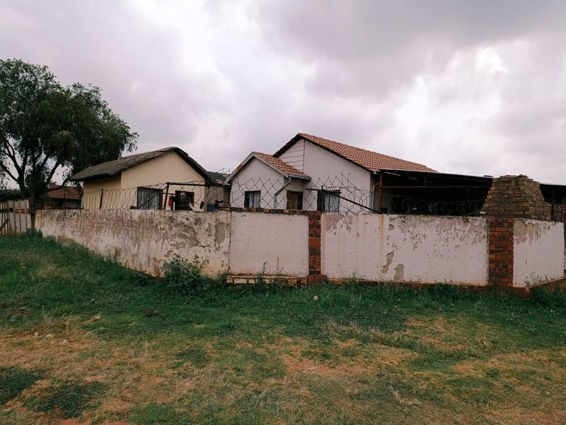 House For Sale In Boksburg - Photo 4