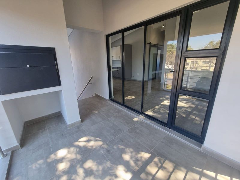 Apartment For Sale In Pretoria - Photo 2