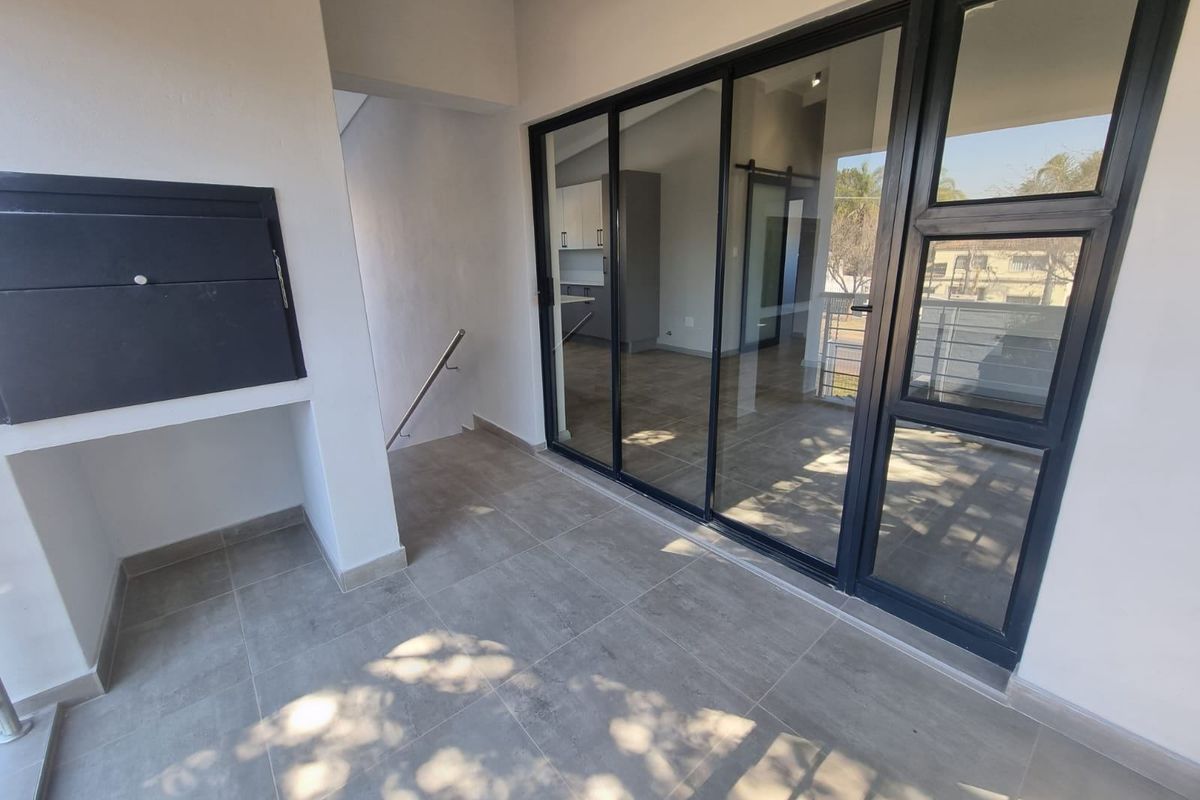 Apartment For Sale In Pretoria - Photo 2