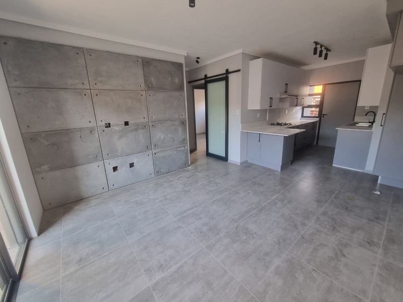 Apartment For Sale In Pretoria - Photo 3