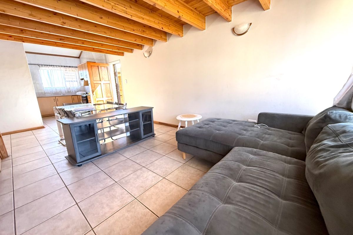 Townhouse For Sale In Bloemfontein - Photo 3