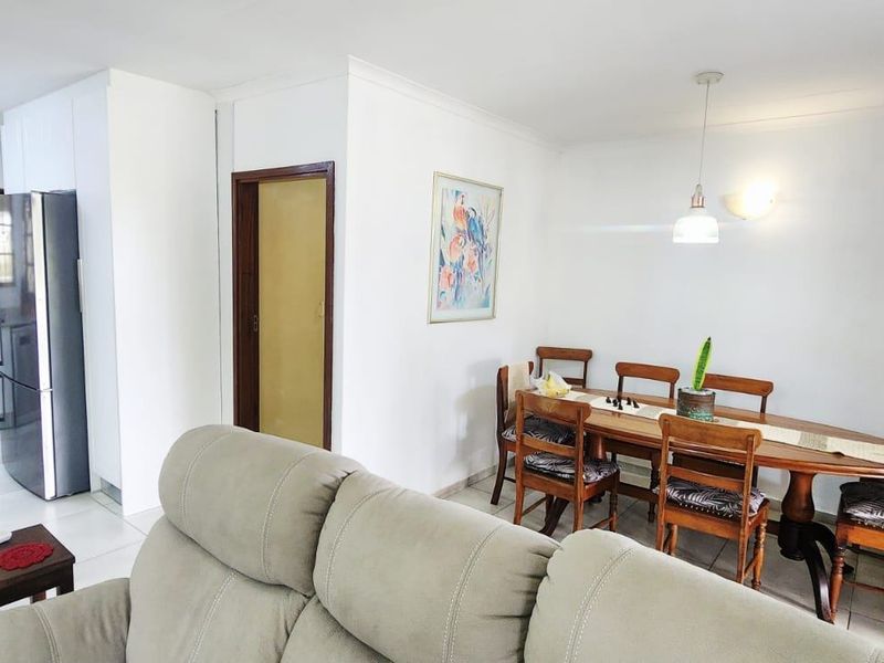 Townhouse For Sale In Port Shepstone - Photo 10