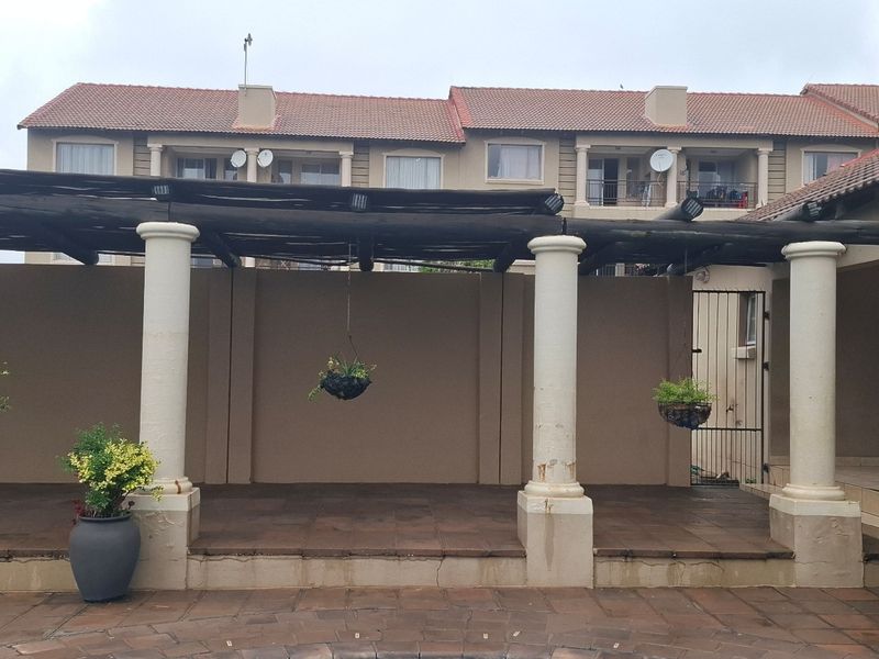 Apartment Rental Monthly In Randburg - Photo 7