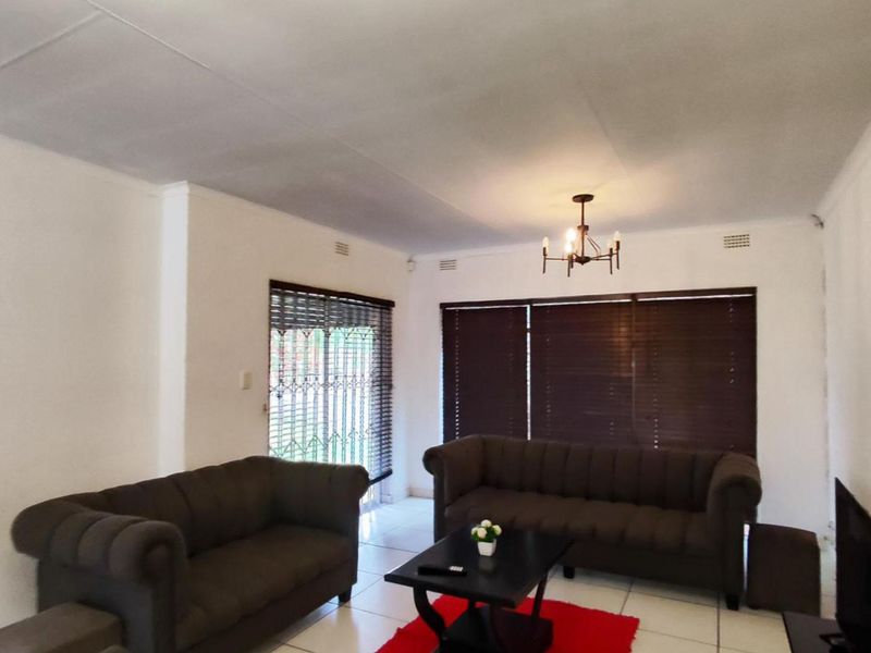 Townhouse For Sale In Kempton Park - Photo 5