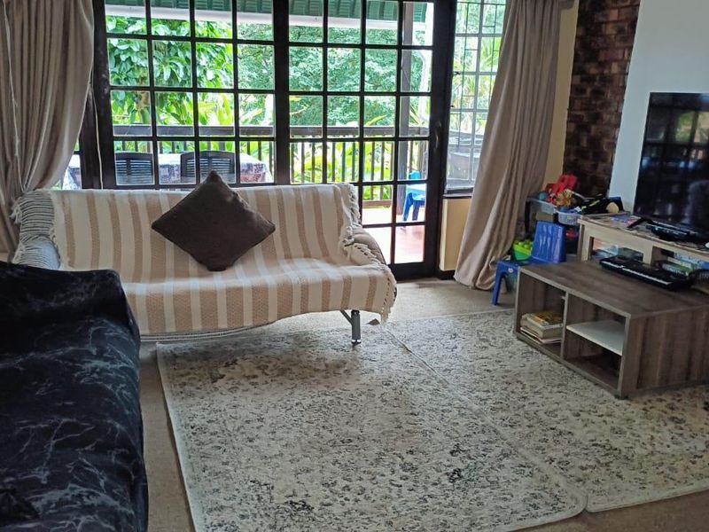 Townhouse For Sale In Margate - Photo 8