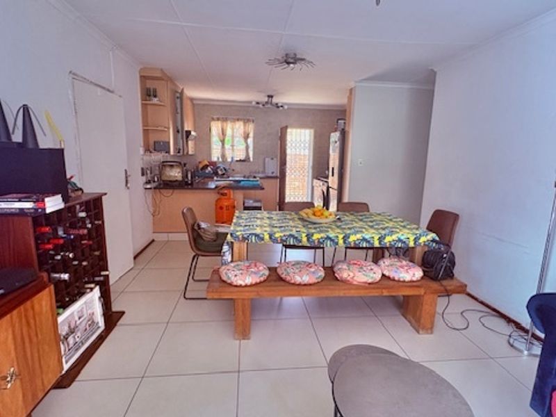 Cluster Pending Sale In Midrand - Photo 5