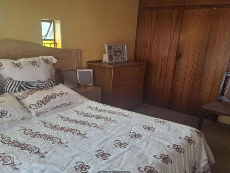 House For Sale In Tembisa - Photo 7