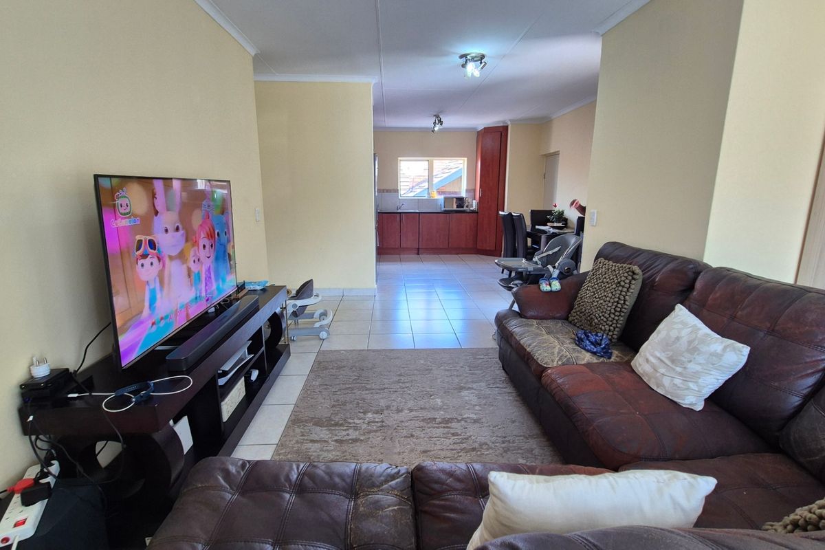 House For Sale In Nelspruit - Photo 5