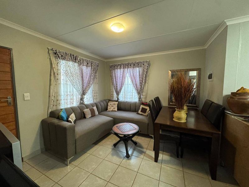House For Sale In Pretoria - Photo 4