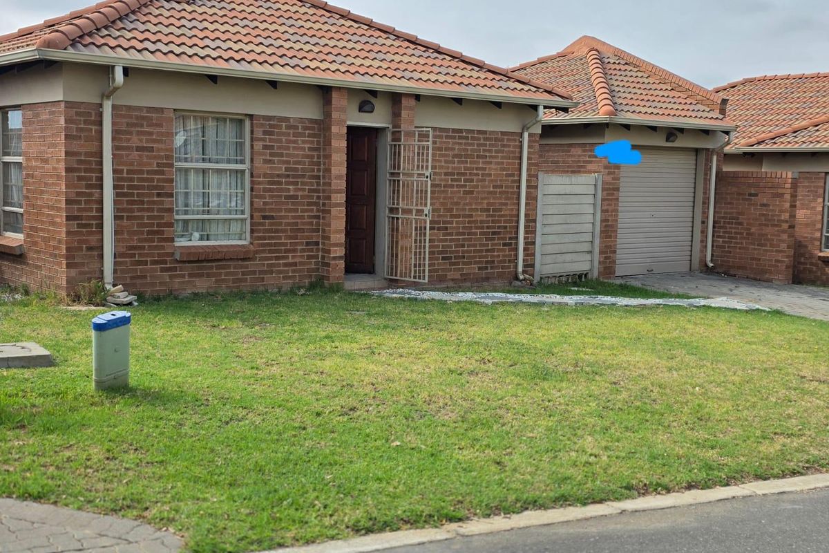 House For Sale In Centurion - Photo 2