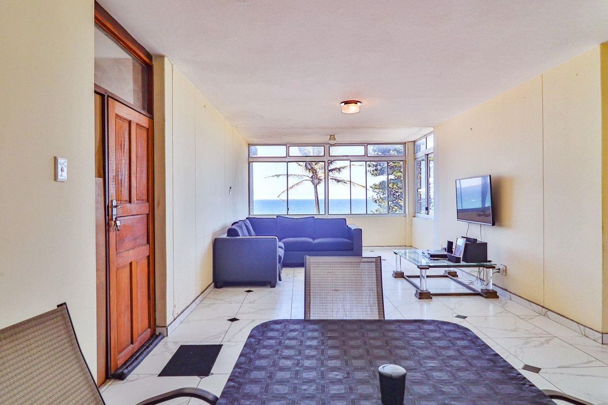 Townhouse For Sale In La Mercy - Photo 2