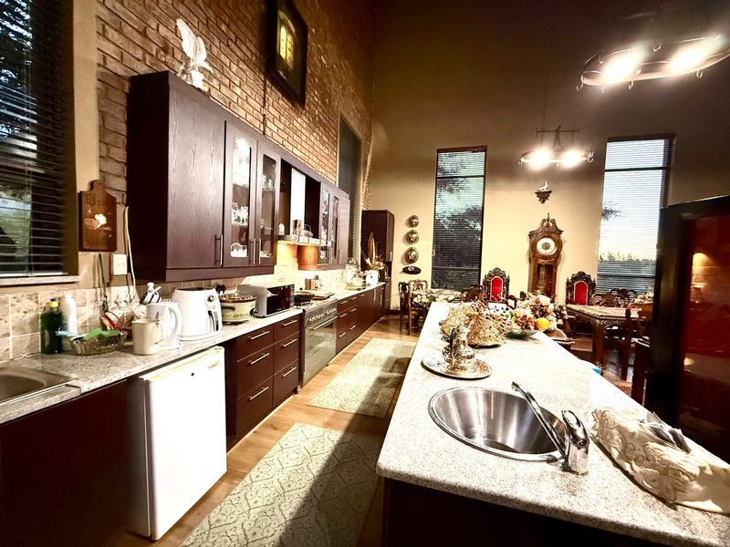 House Pending Sale In Bloemfontein - Photo 4